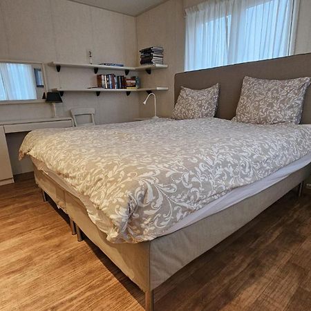 Chalet Buutengeweun, Met Luxe Jacuzzi En Tonsauna シント・アナラント エクステリア 写真
